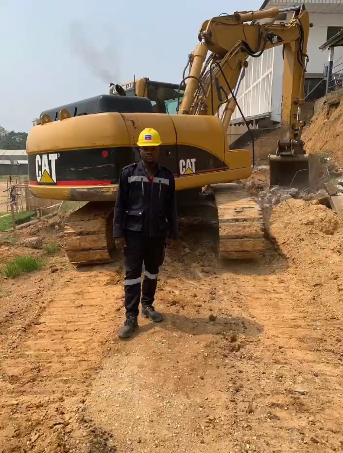 Remplacement des Filtres à Gazole / CAT 320C